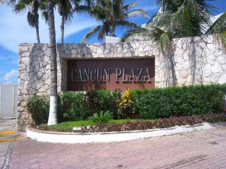 Ocean Front Suite, Balcony, Kitchen. Cancún Exteriör bild