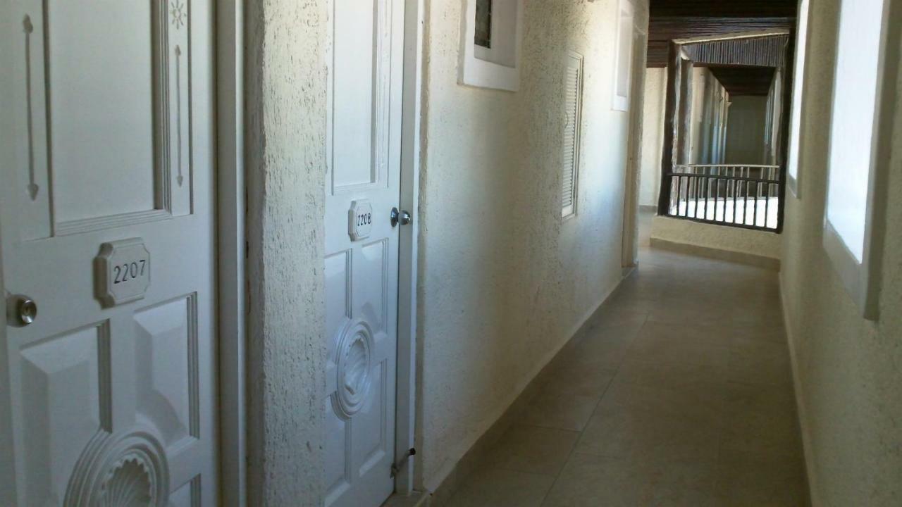 Ocean Front Suite, Balcony, Kitchen. Cancún Exteriör bild