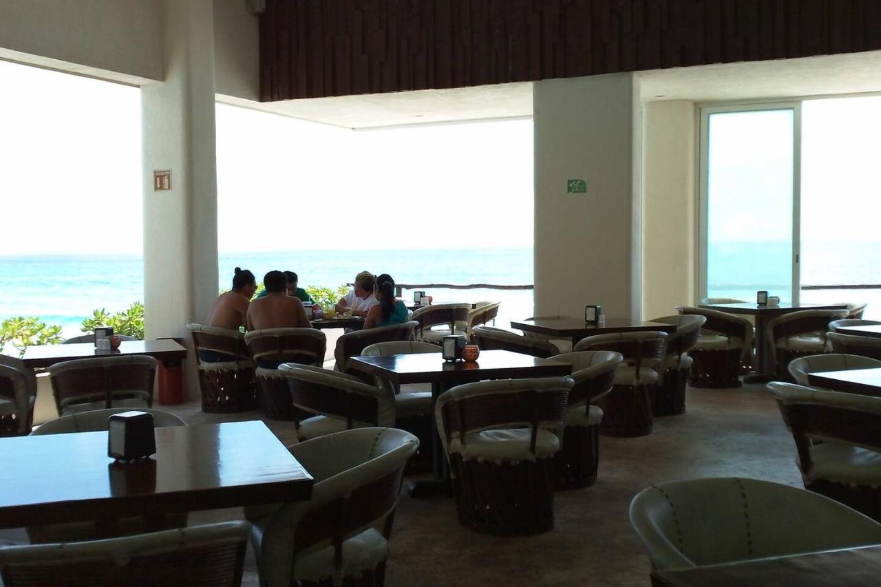 Ocean Front Suite, Balcony, Kitchen. Cancún Exteriör bild